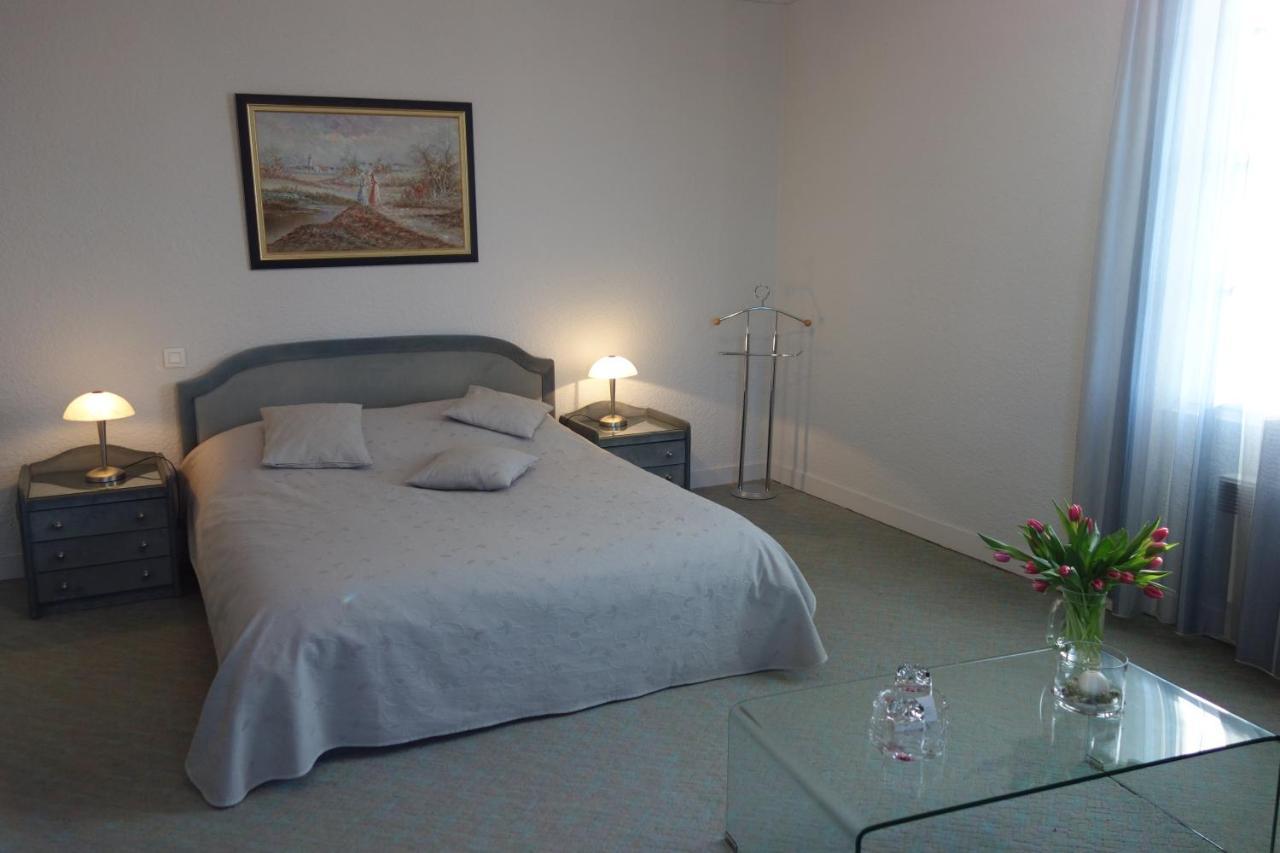 Le Platane Bed & Breakfast Lafrançaise Екстериор снимка